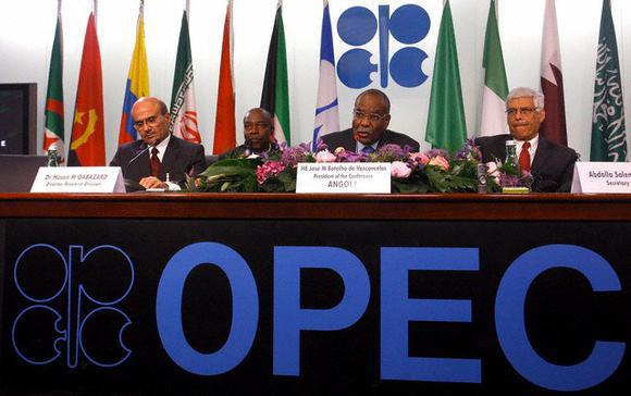 OPEC reaches first deal to Cut oil output
