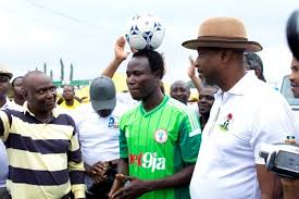 Chinedu to cycle 100 km with ball on his head