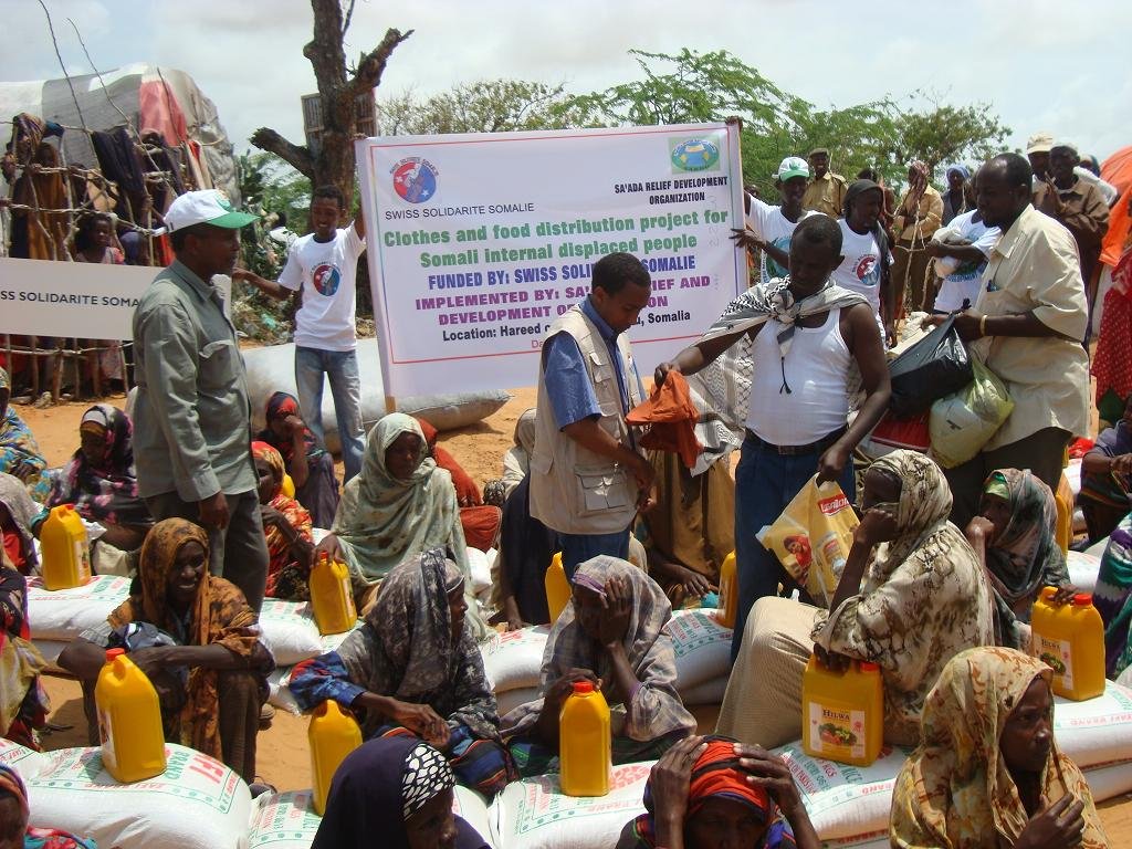 N.G.O. donates food, clothing to Dafara Community