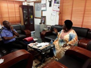 Suicide RRS_Stops_Textile_Dealer_From_Jumping_Into_The_Lagoon_1