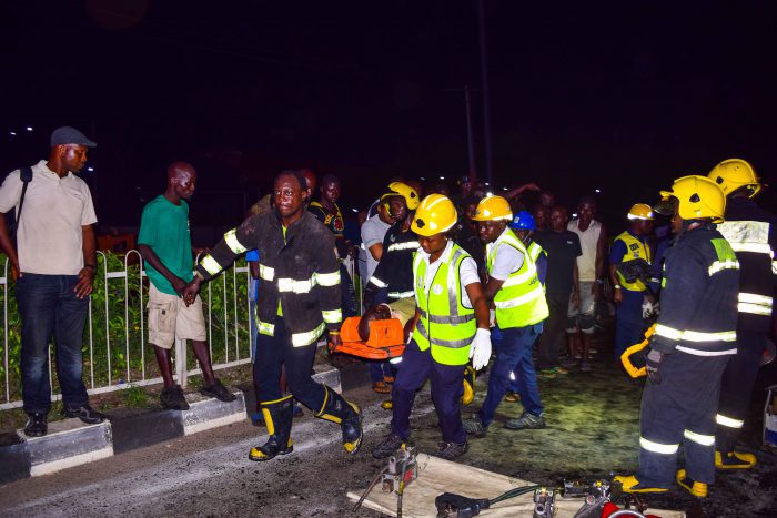 One killed as truck loses control along Lagos-Ibadan expressway