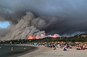 massive-wildfires-in-france-tvcnews