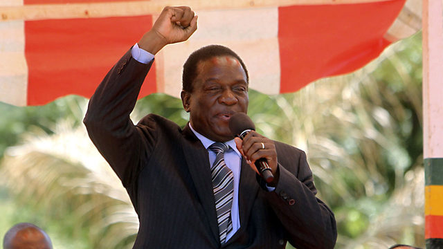 Zimbabweans await swearing-in of Mnangagwa as President