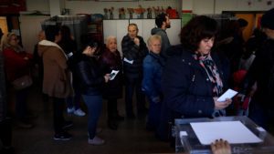Catalans voting