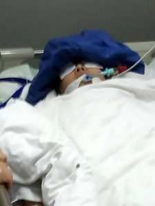 PAY-AsiaWire-OverworkedDoctor-08