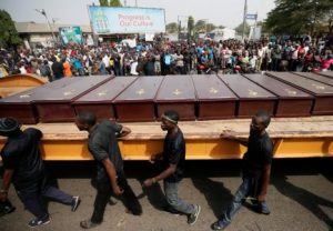 nigeria-holds-mass-burial-for-73-people-killed-in-communal-violence
