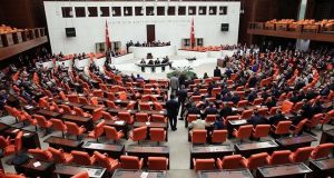 645×344-turkish-parliament-approves-extension-of-state-of-emergency-1492530688724