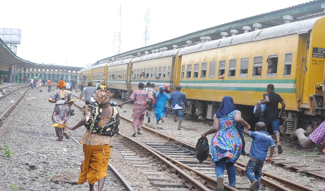 Osun urges FG to upgrade locomotive trains