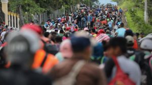 Mexico Fed. police take steps to close temporary migrant shelter-TVC