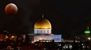 Partial lunar eclipse seen over Jerusalem shrines-TVC