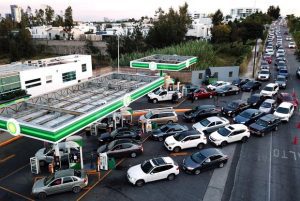 Mexico offensive against oil theft leaves motorists stranded-TVC