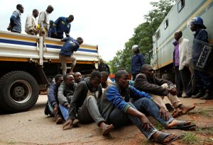 Scores arrested, beaten, as police, protesters clash in Zimbabwe-TVC