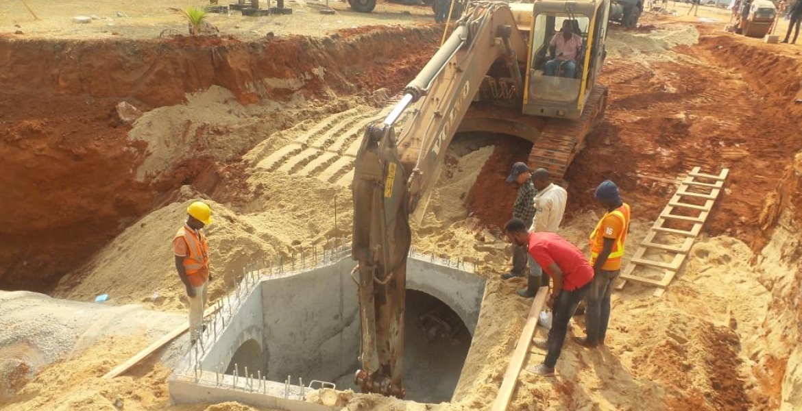 Governor Okowa reconstructs storm drainage system - Trending News