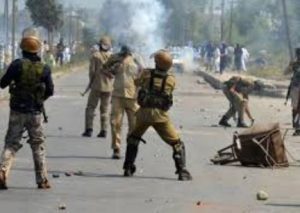 Two killed in first Kashmir gun battle since lockdown began