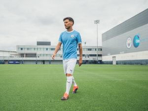 Manchester City to wear special kit to commemorate 125th anniversary