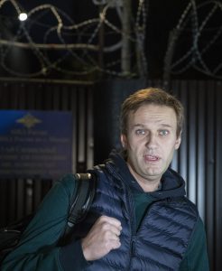 Russian opposition leader Alexei Navalny released from prison