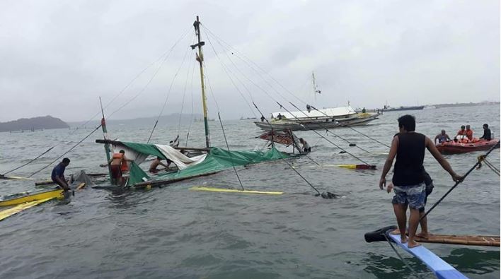 Death toll in capsized Philippine ferries climbs to 31