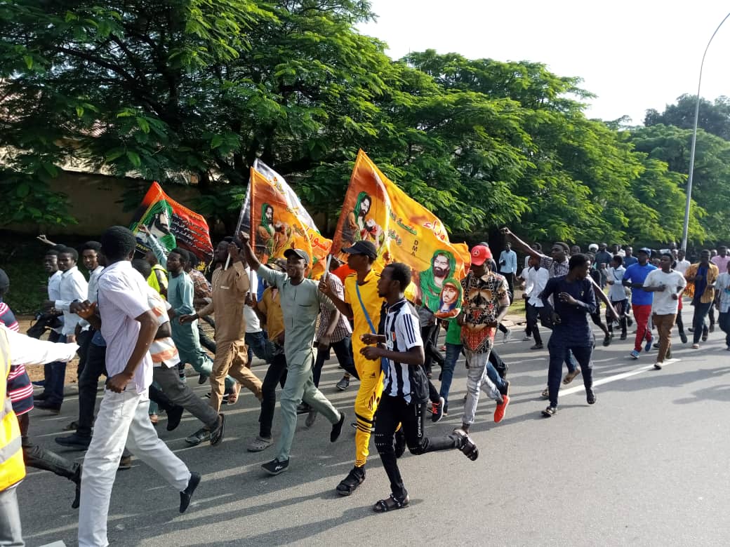 Police prevent IMN members from staging religious procession in Abuja