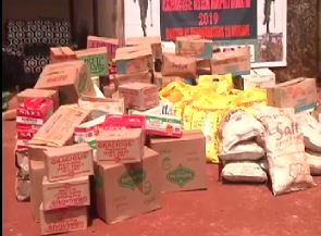 Army gives relief materials to Cameroonian refugees