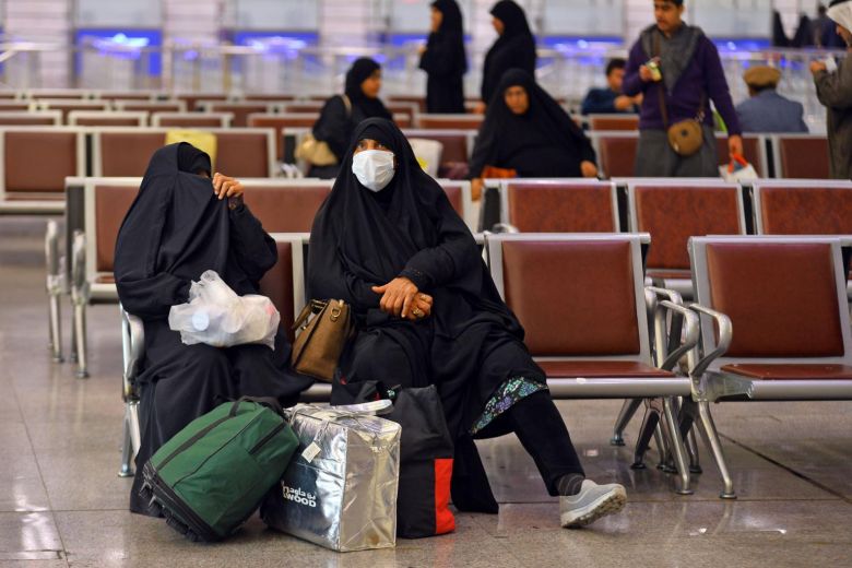 Saudi Arabia suspends travel to Mecca, Medina over coronavirus