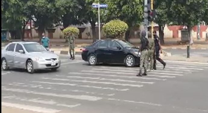 Lockdown: Security Operatives on Abuja roads to enforce compliance