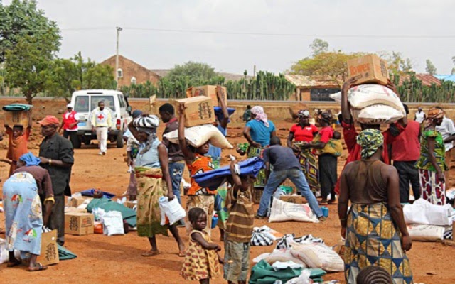 Ishaku donates relief items to victims of communal clashes