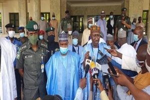 Munguno_Govs_750x499