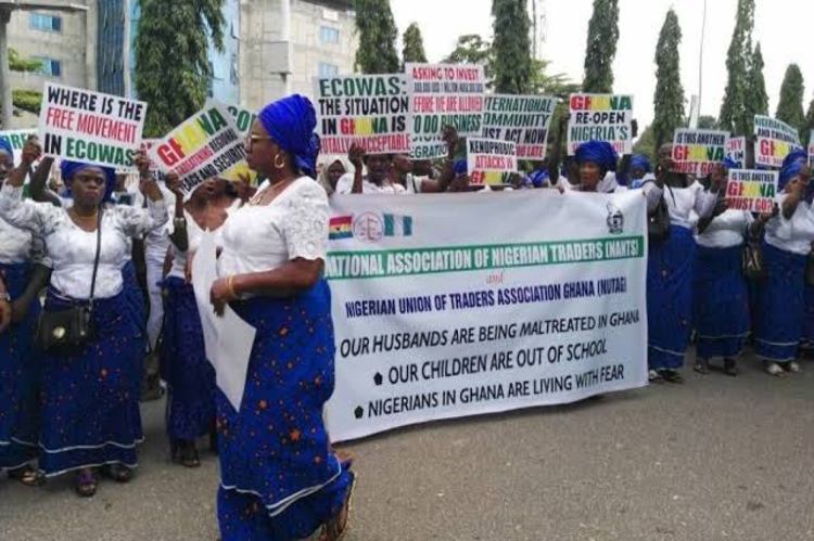 Nigerian_traders_750x499