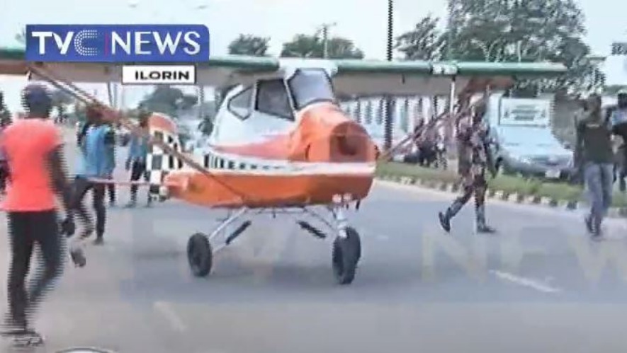 Helicopter Nigeria.JPG