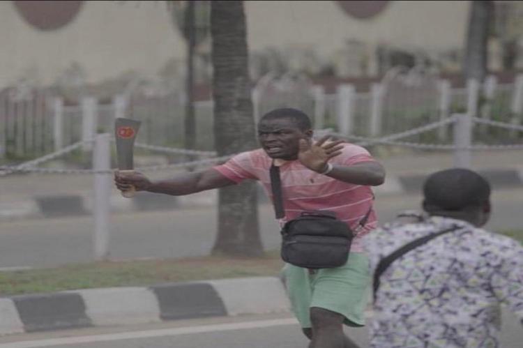 Hoodlums attack #EndSARS protesters in Alausa, Lagos