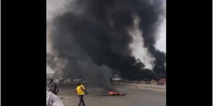 Taskforce, Riders clash paralyses activities in Amuwo Odofin