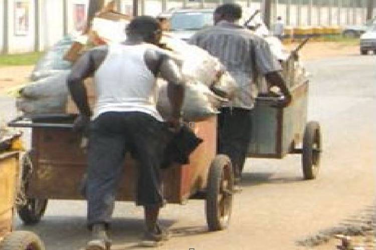 Ogun Government bans waste cart pushers for ‘constituting security risk’