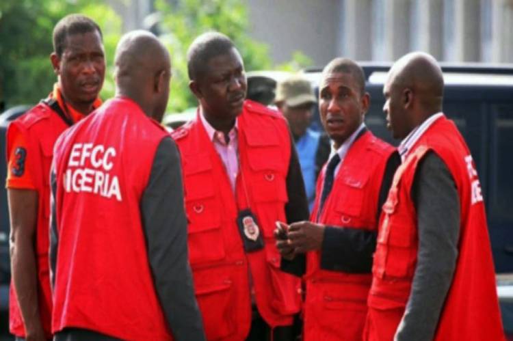 EFCC arrests 5 tertiary institutions students in Ilorin for internet fraud