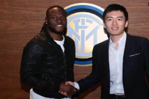 Spartak Moscow signs Chelsea Wing-back Victor Moses on permanent deal