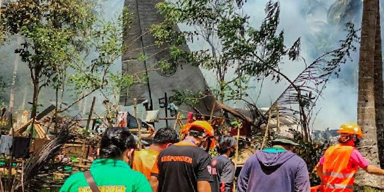 Philippines military plane crash