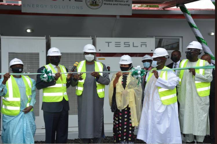 Latest Breaking Business News In Nigeria  Today:  Commissioning of Solar Microgrid at The Ministry of Works and Housing
