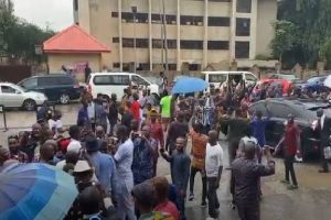 current news about IPOB members condemning actions of DSS