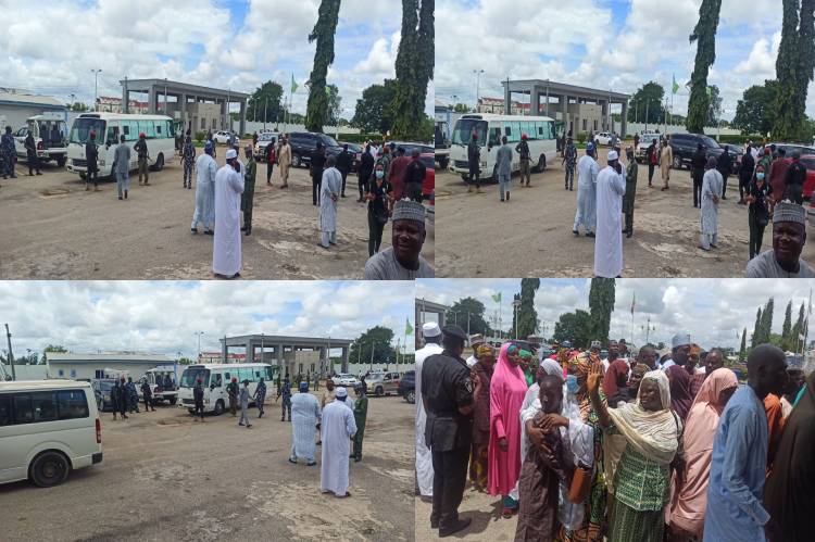 Latest news in Nigeria is that Updated: Freed Tegina School children arrive Niger Govt house