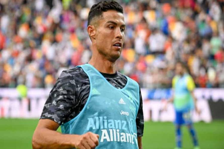 Latest Breaking News about Cristiano Ronaldo: Cristiano Ronaldo set for Manchester United return