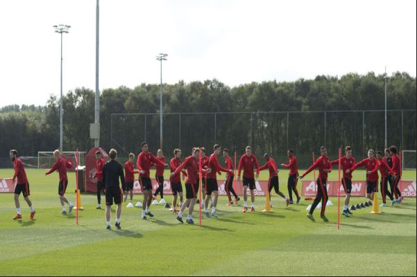 Manchester United's first team players return to Carrington training base