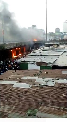 Fire destroys Shops under Apongbon Bridge on Lagos Island