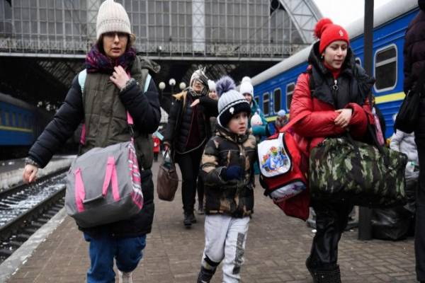 Spojené království radí svým občanům, aby opustili Rusko, pokud přítomnost není nezbytná