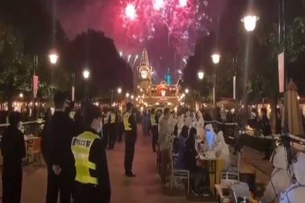 Covid-19: China shuts Disney resort in Shanghai amid surge in cases