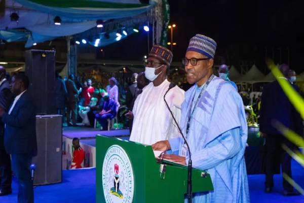 President Buhari urges members to support party’s new NWC