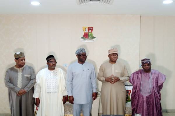 Saraki, Others visit Governor Makinde, canvass consensus for PDP Ticket