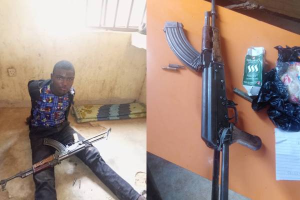 Police arrest two suspected criminals, recover AK-47 Rifles in Kaduna