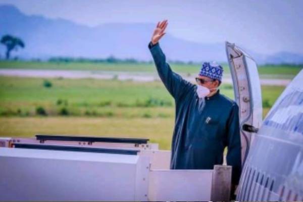 Buhari departs for UAE on condolence, to meet with new President