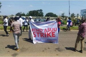 Aviation union threatens to shut banks, airports, others over ASUU strike