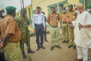 Aregbesola Visits Kirikiri