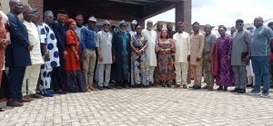  Cabinet members, traditional rulers visit Akeredolu over Mother's death